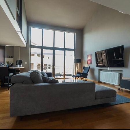 Apartmán Minimal Brand New Loft Next To Subway Atény Exteriér fotografie